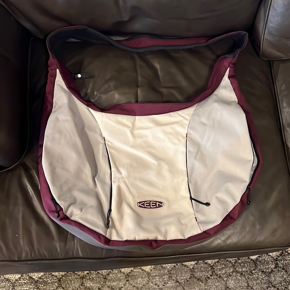 Keen Large Crossbody hybrid transport bag